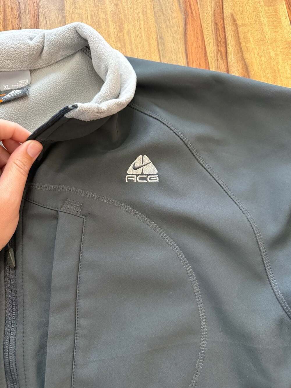 Y2K Nike ACG Men's Softshell Fleece-Lined Full Zip Jacket XL